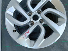 Laden Sie das Bild in den Galerie-Viewer, FELGA ALUMINIOWA OPEL OE CROSSLAND 6.5X16 ET20 39007897