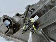 Laden Sie das Bild in den Galerie-Viewer, Toyota Aygo X 22- LAMPA PRAWA PRZÓD PRZEDNIA FULL LED EU KOITO 0H-33