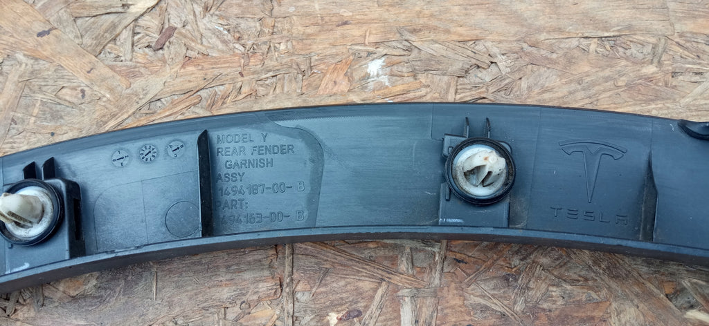 TESLA MODEL Y 20- KOTFLÜGELVERKLEIDUNG LINKS HINTEN 1494163-00-B