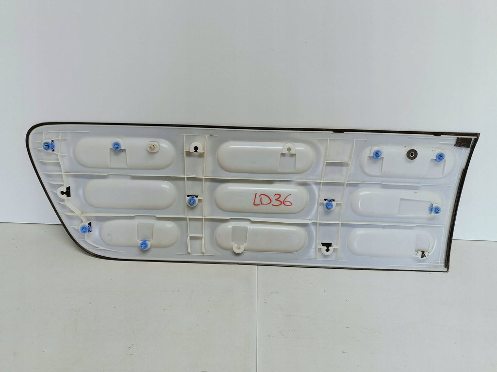 Citroen C4 Cactus 14- LISTWA NAKŁADKA DRZWI PRAWY PRZÓD AIRBUMP 9801023480