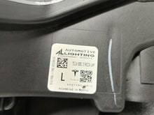 Laden Sie das Bild in den Galerie-Viewer, TESLA MODEL 3 M3 17- HALOGEN DRL LEWY LAMPA PRZECIWMGIELNA LED 1077395-00-C