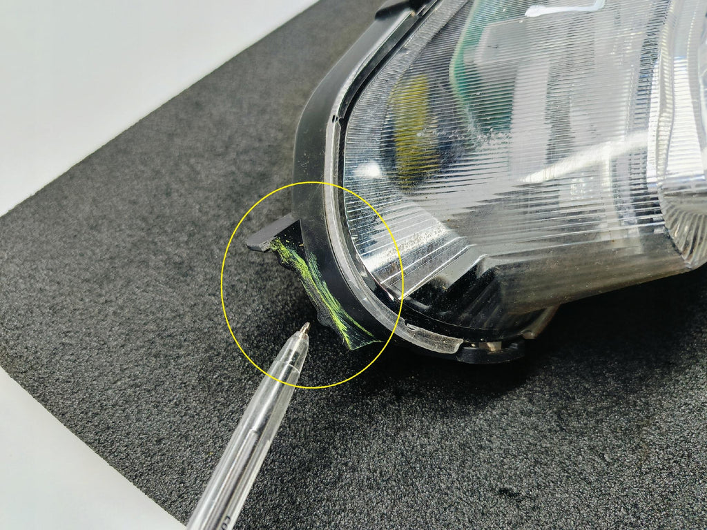 HYUNDAI I30 III 16-LAMPA ŚWIATŁO DRL LEWY PRZÓD LED 3 PIN 92207-G41