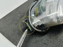 Load image into Gallery viewer, HYUNDAI I30 III 16-LAMPA ŚWIATŁO DRL LEWY PRZÓD LED 3 PIN 92207-G41
