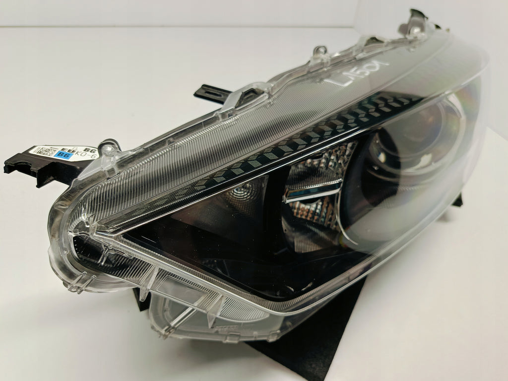 TOYOTA YARIS IV 4 P21 19- LAMPA REFLEKTOR LEWY PRZÓD SOCZEWKA KOITO K0-6 EU