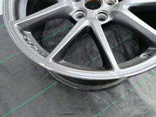 Laden Sie das Bild in den Galerie-Viewer, ALUFELGE TESLA MODEL 3 LIFT 18"x8.5" 5x114,3 ET40 1044261-00-A