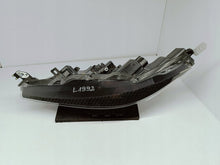 Laden Sie das Bild in den Galerie-Viewer, TOYOTA YARIS IV 4 19- SCHEINWERFER LINKS VORNE VOLL-LED KOITO K0-8 EU