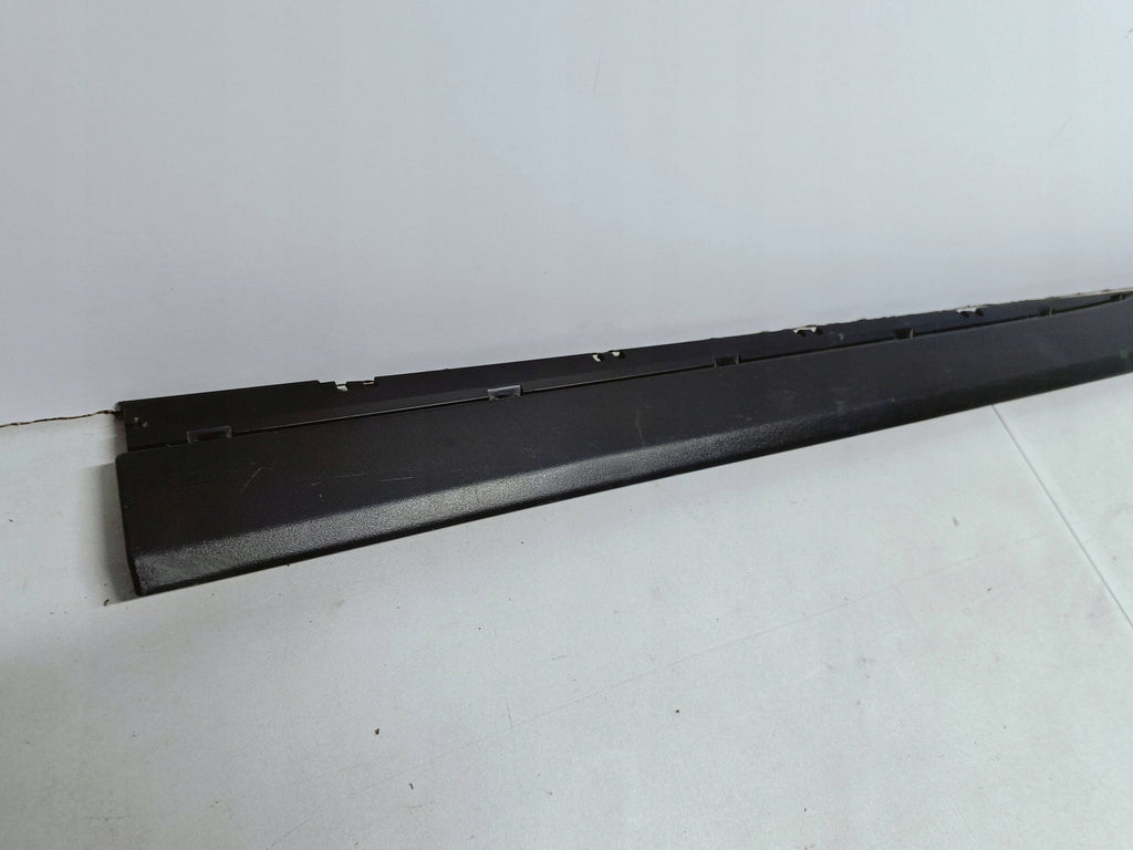 Toyota Aygo X 21- LISTWA NAKŁADKA DRZWI LEWA PRZÓD PRZEDNIA 75072-YP010