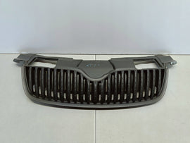 Skoda Fabia II Mk2 5J 07- GRILL ATRAPA ZDERZAKA PRZEDNIEGO 5J0853668