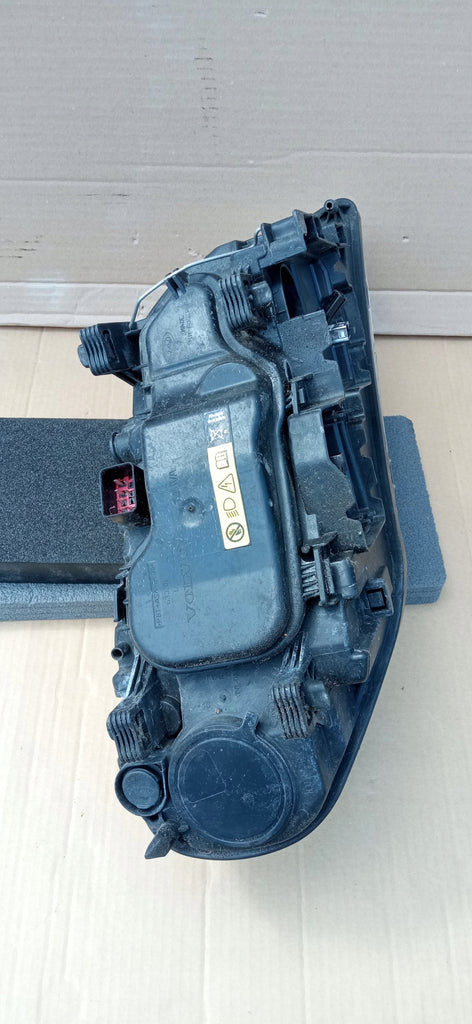 VOLVO XC70 V70 S80 SCHEINWERFER LINKS VORNE XENON LED 31420013
