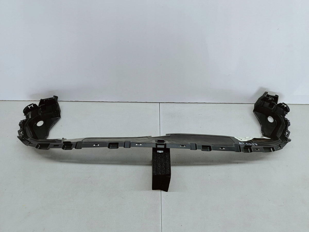 Mercedes-Benz C W205 14- Volant Air Supérieure Entrée D'air A2055051830 — photo 4 sur 16