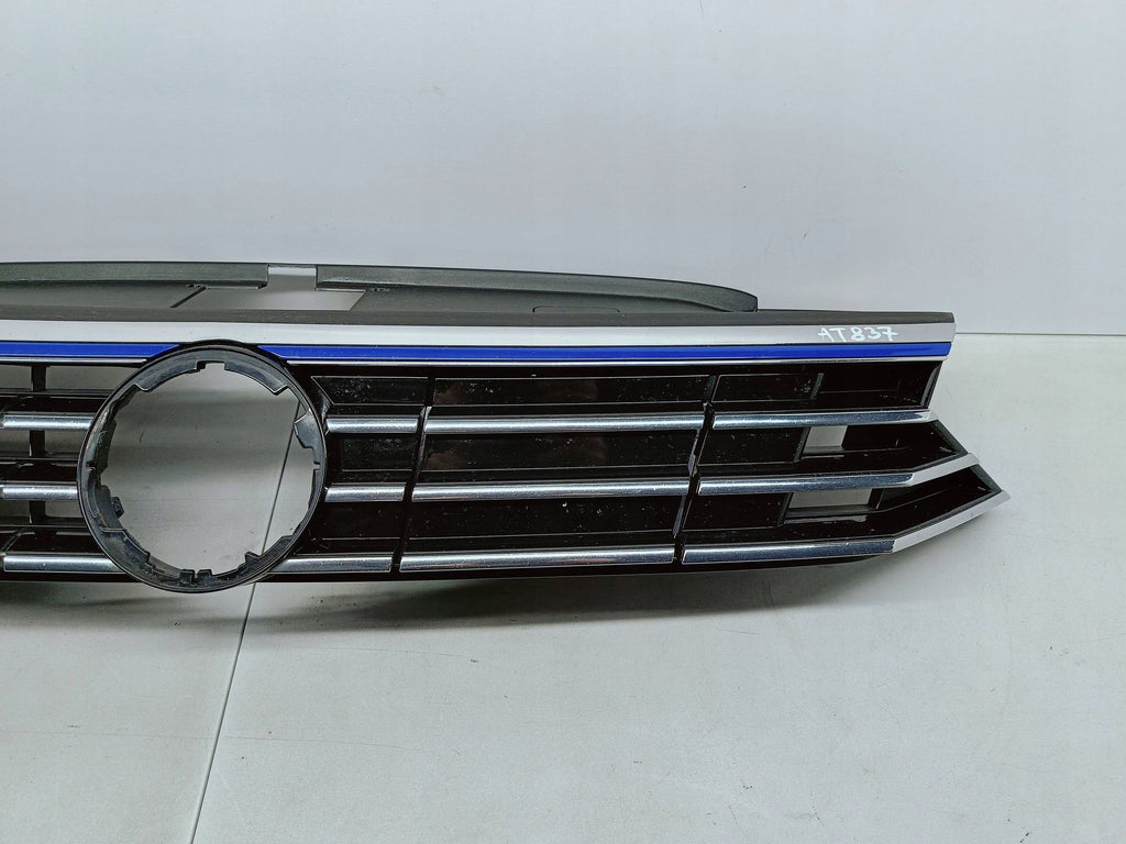 Volkswagen PASSAT B8 GTE EV 14- ATRAPA GRILL ZDERZAKA PRZÓD 3G0853653B