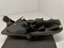 Laden Sie das Bild in den Galerie-Viewer, CITROEN C3 III LIFT 20- RECHTER SCHEINWERFER RECHTES TAGFAHRLICHT VORNE LED 9823312980