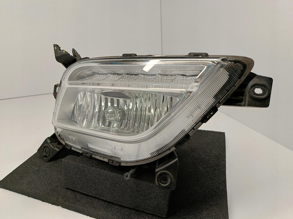 KIA NIRO 16- HALOGEN ŚWIATŁO LAMPA DRL LED PRAWY PRZÓD H8 92202-G5000