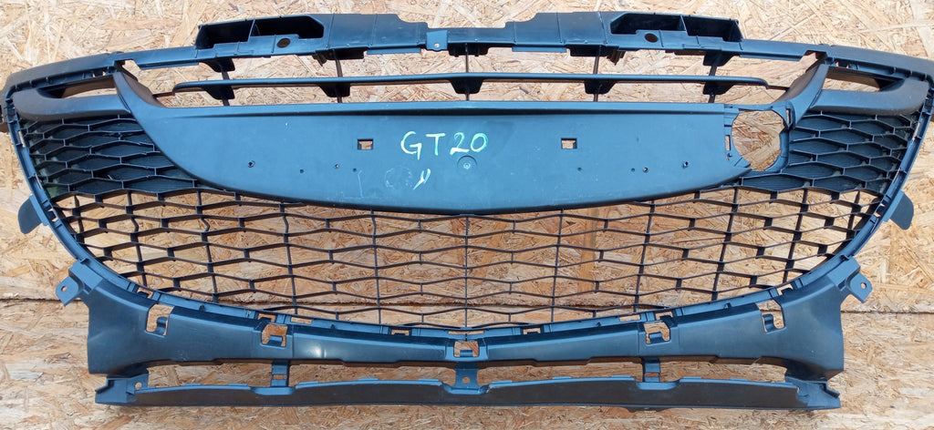 MAZDA 3 BL 09- ATRAPA KRATKA GRILL ZDERZAKA PRZEDNIEGO BCW8-501T1