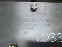 Laden Sie das Bild in den Galerie-Viewer, Mercedes Sprinter W906 VW CRAFTER 07- LISTWA DRZWI LEWY PRZÓD A9066900162