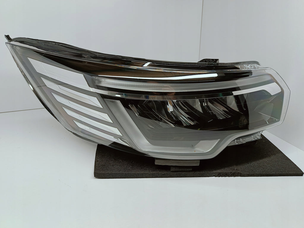 RENAULT TRAFIC III LIFT 4 21- RECHTER SCHEINWERFER LED PURE VISION 260102899R