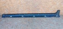 Laden Sie das Bild in den Galerie-Viewer, Citroen C3 III 16- SCHWELLER SCHWELLERLEISTE SCHWELLERABDECKUNG RECHTS 9813817380