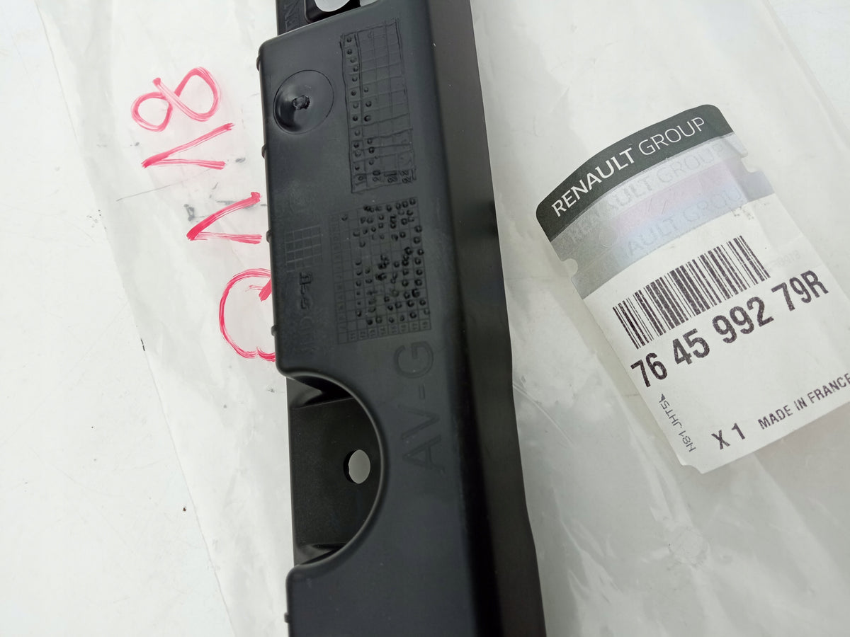 Renault Zoe Guide Mounting Bracket Rear Left Sill New — photo 4 of 6