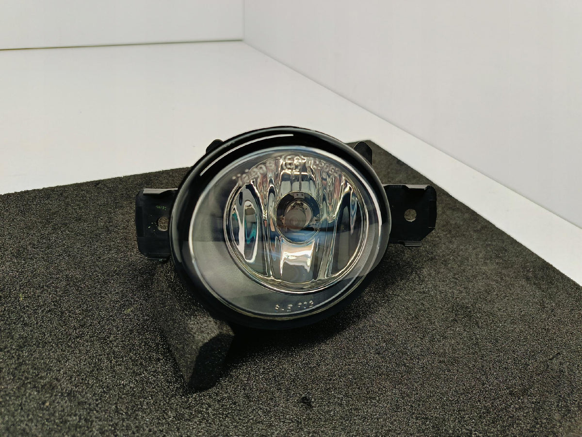 Clio II Laguna II Phare Gauche Halogen Antibrouillard Valeo 8200002469 — photo 1 sur 11
