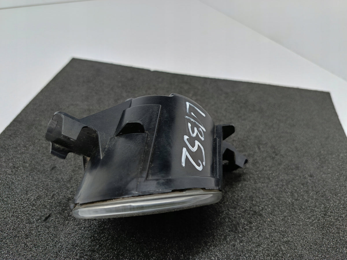 Clio II Laguna II Phare Gauche Halogen Antibrouillard Valeo 8200002469 — photo 3 sur 7