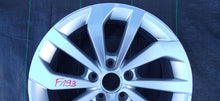 Laden Sie das Bild in den Galerie-Viewer, FELGA ALUMINIOWA VW T-ROC TROC 2GA 7.0"x17" 5X112 ET 45 2GA601025AC
