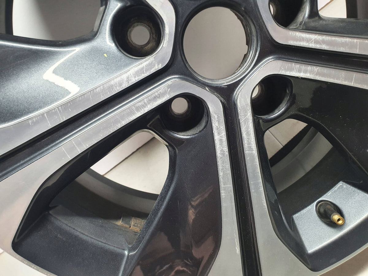 Nissan Leaf II ZE1 Wheel Alloy 17 Inch 17''x6.5'' ET45 5x114.3 5SH3E — photo 7 of 16