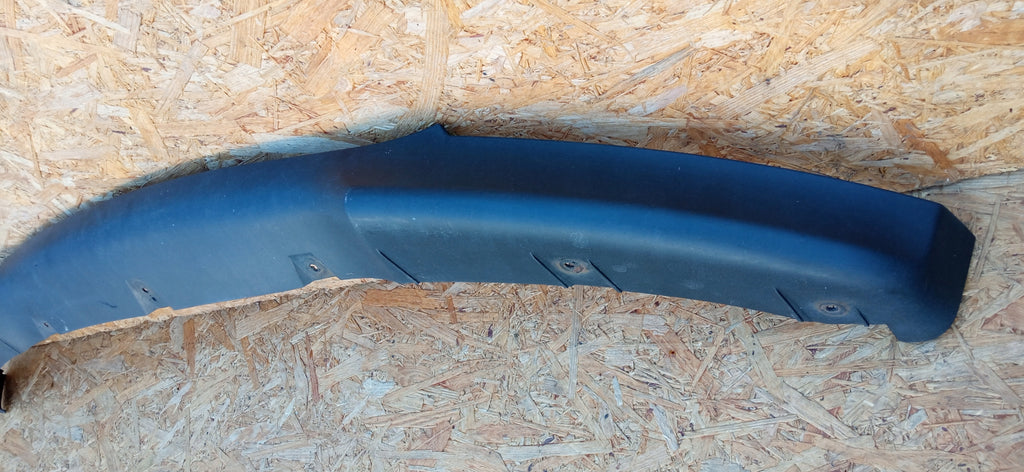BMW 1 E81 E87 04- DOKŁADKA DOLNA SPOILER HOKEJ ZDERZAKA PRZÓD 51117058442