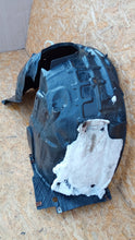 Załaduj zdjęcie do przeglądarki galerii, OPEL CORSA F19- NADKOLE LEWY PRZÓD LEWE PRZEDNIE 39185066 9329464680