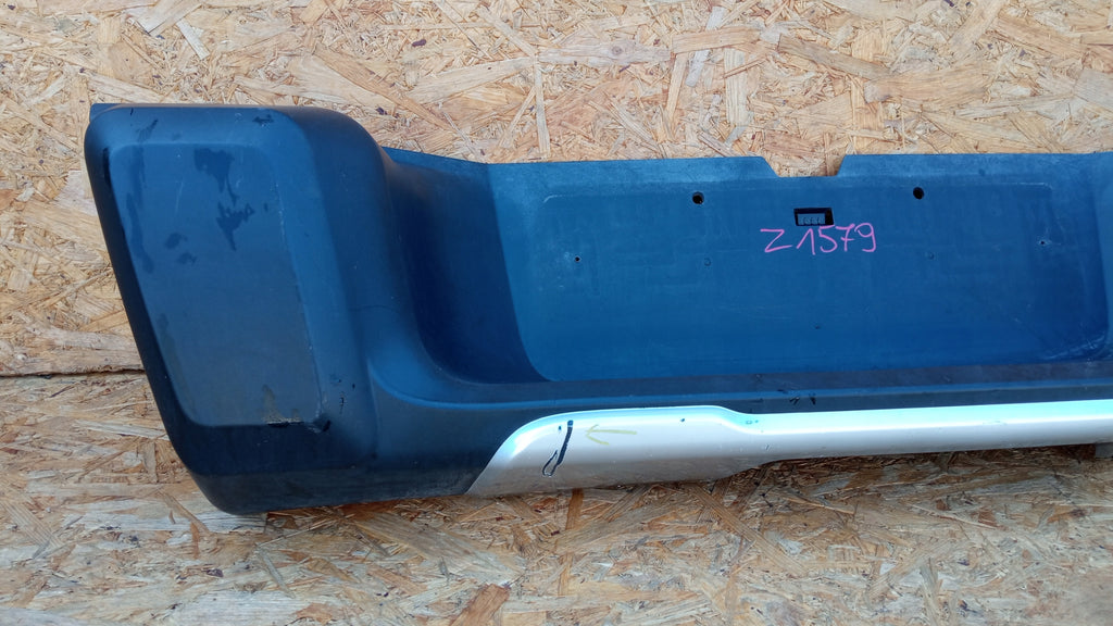 TOYOTA HILUX VIII 15- HECKBUMPER HINTEN TRITTSTUFE MITTE PC176-0K00S