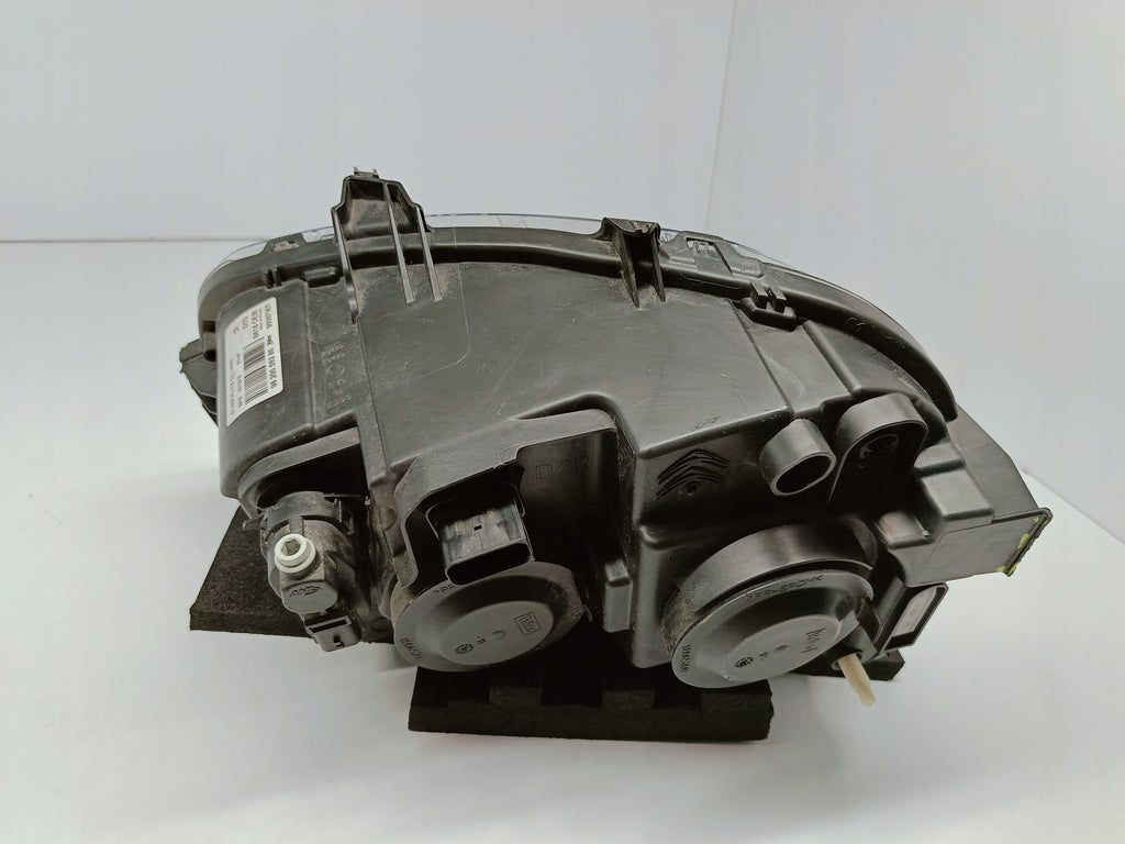 CITROEN C3 III 16- LAMPA PRAWA PRZÓD PRZEDNIA ZWYKŁA 9820059280
