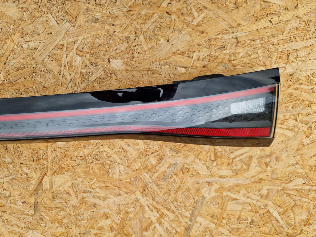 VW ID4 ID.4 HECKKLAPPENVERKLEIDUNG HINTEN 11A945093