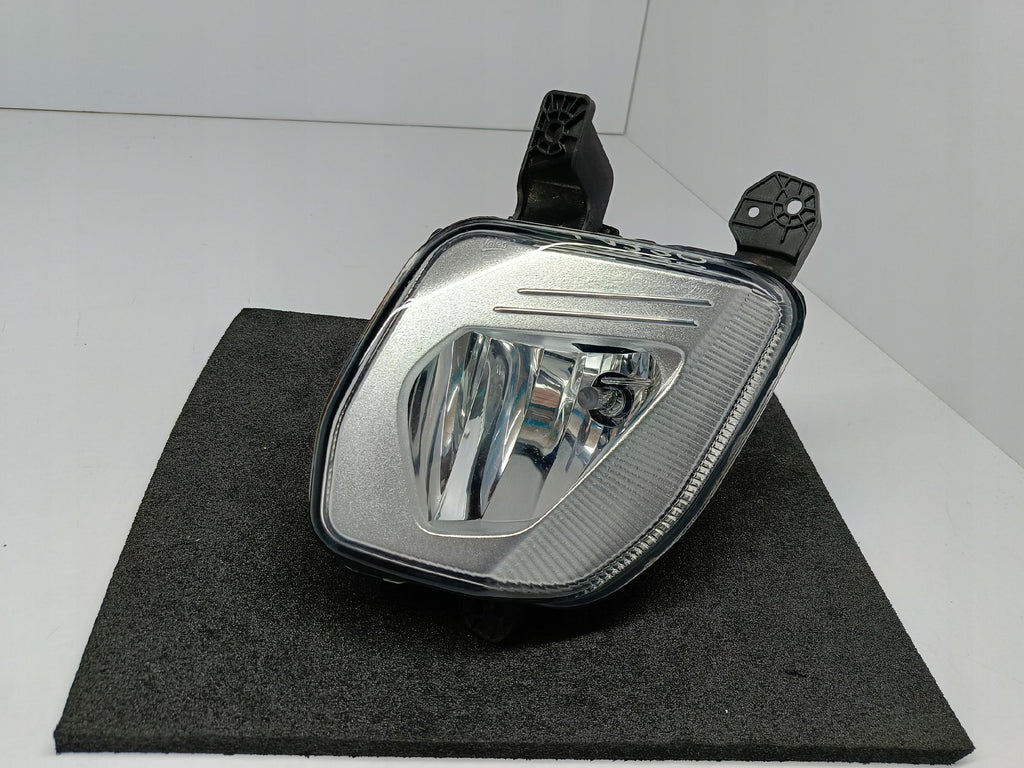 FORD FIESTA MK8 17-HALOGEN PRZECIWMGIELNY ŚWIATŁO LEWY PRZÓD H1BB-15A255-AB