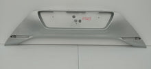 Laden Sie das Bild in den Galerie-Viewer, TOYOTA AYGO II 14- ZIERLEISTE MITTE BLENDE STOSSSTANGENANSATZ HINTEN 52151-0H020