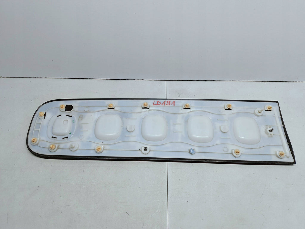 Citroen C3 III Aircross 17- LISTWA NAKŁADKA DRZWI PRAWA PRZÓD 9813090877
