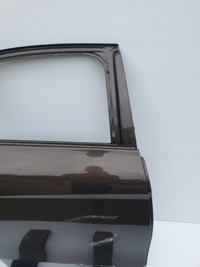 MERCEDES C-KLASSE 205 W205 LIMOUSINE TÜR HINTEN RECHTS HINTERE RECHTE A2057320210