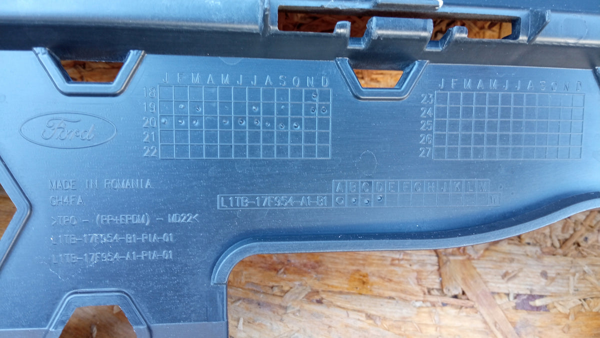Ford Puma II 19-Dyfuzor Dokładka Spoiler Zderzaka Tył PDC L1TB-17F954-A1-B1 — zdjęcie 8 z 8