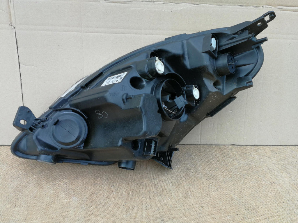 SUZUKI SPLASH LIFT 11- LAMPA REFLEKTOR PRAWY PRZÓD 35100-51K20
