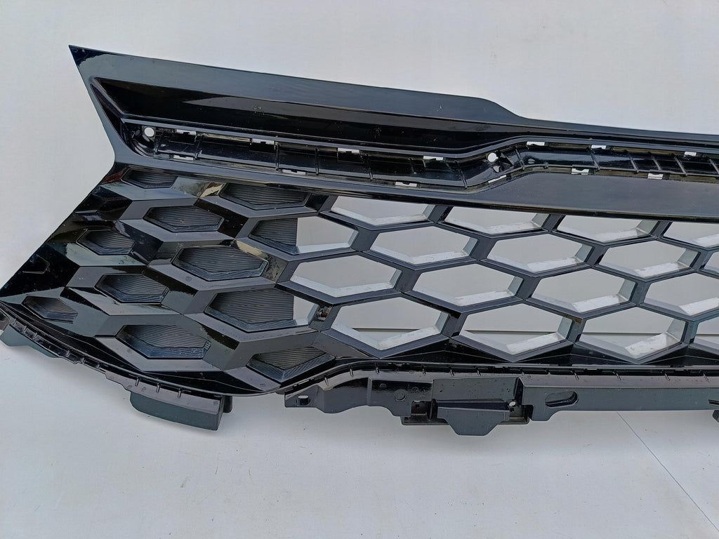 KIA SPORTAGE V 5 GT 21- ATRAPA GRILL KRATKA ZDERZAKA PRZEDNIEGO 86350-R2CA0