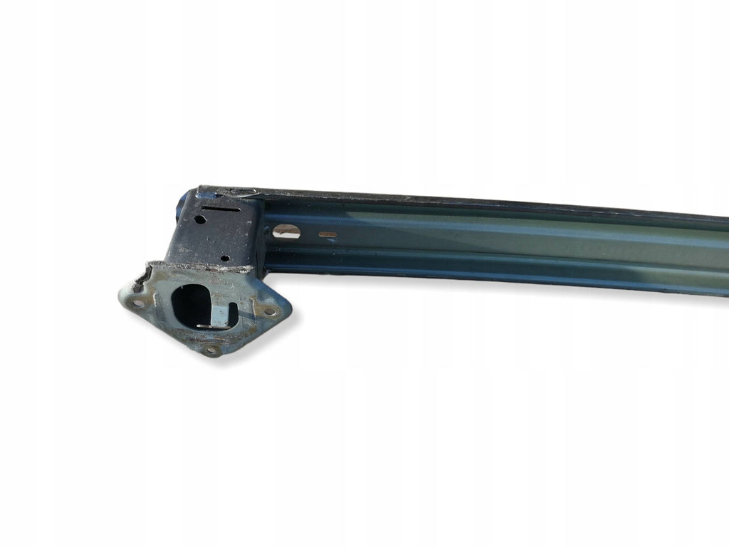 Toyota Yaris IV 4 P21 20- QUERTRÄGER HALTER HINTEN STOßSTANGE 1250947-80