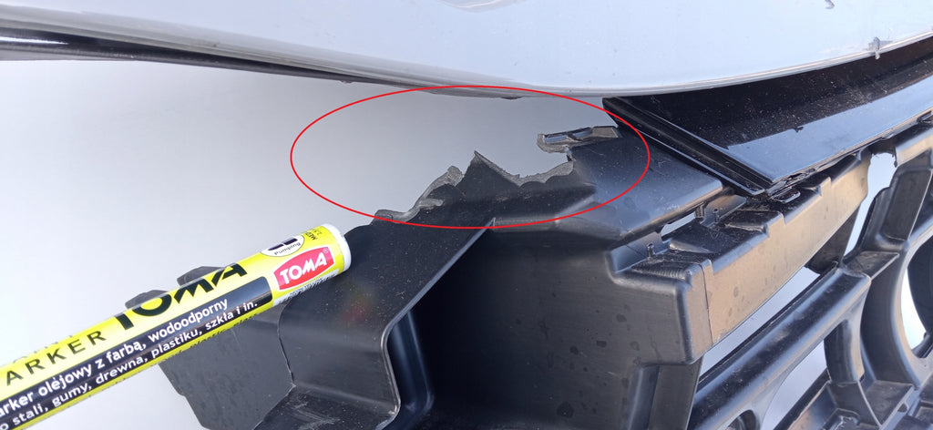 SEAT CUPRA BORN 21- ATRAPA CZĘŚĆ GÓRNA ZDERZAKA PRZÓD STELAŻ 10E807217H