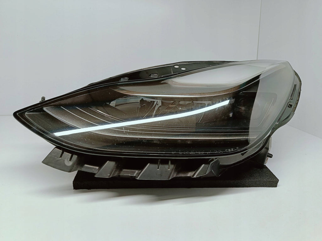 Tesla Model 3 LIFT Y 20- RECHTER SCHEINWERFER VORNE FULL LED 1514953-00-D