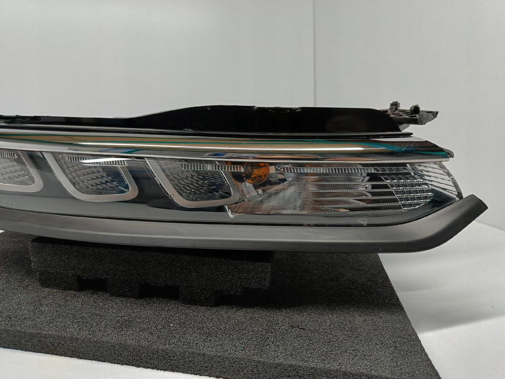 CITROEN C3 III LIFT 20- RECHTER SCHEINWERFER RECHTES TAGFAHRLICHT VORNE LED 9823312980