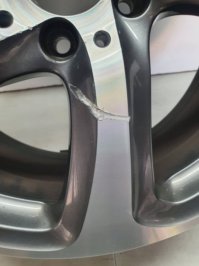 Mercedes-Benz E W213 FELGA ALUMINIOWA 18 CALI 8x18 ET43 5x112 A2134013200