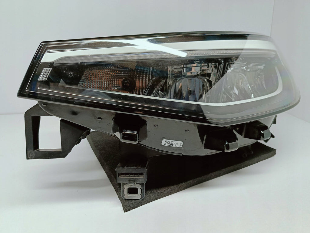Volkswagen ID.4 ID 4 20- LAMPA LEWA PRZÓD PRZEDNIA FULL LED EU 11B941005