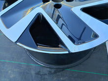 Laden Sie das Bild in den Galerie-Viewer, FELGA ALUMINIOWA VOLKSWAGEN ID. BUZZ 10"x20" 5X112 ET 58 1T3601025E