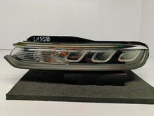 Laden Sie das Bild in den Galerie-Viewer, CITROEN C3 III LIFT 20- SCHEINWERFER LINKS TAGFAHRLICHT LINKS VORNE LED 9833480680