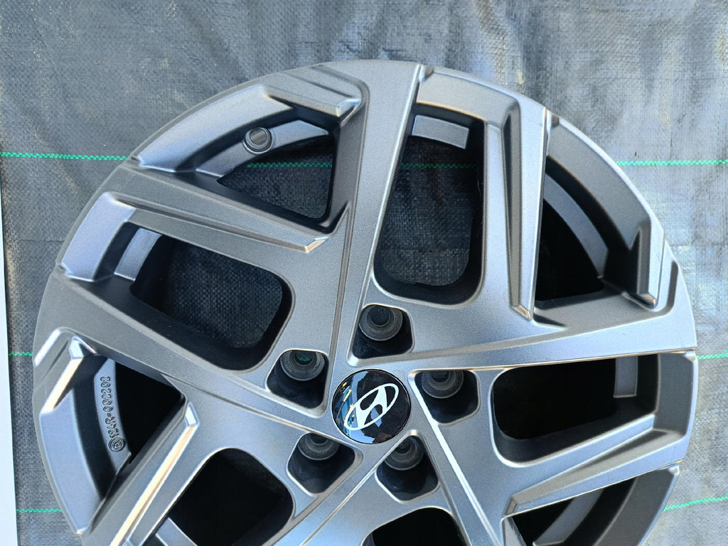 FELGA ALUMINIOWA HYUNDAI KONA 23- BALSAN 7.0"x17" 5X114.3 ET50 BE400ADE07GR