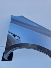 Laden Sie das Bild in den Galerie-Viewer, TESLA MODEL Y 20- KOTFLÜGEL RECHTS VORNE 149847200C