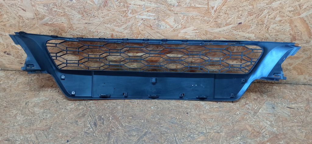 DACIA SANDERO II LIFT 17- ATRAPA ŚRODKOWA KRATKA GRILL 622541693R