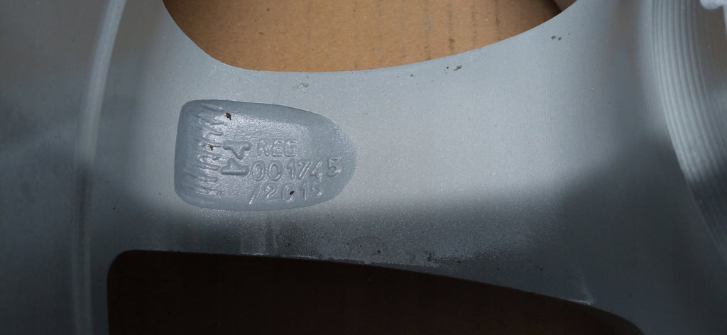 FELGA ALUMINIOWA PEUGEOT 208 6.0"x15" 4X108 ET23 9673773577